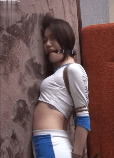 捆绑赛车女郎
