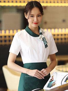 真实经历约会36D丰满翘臀服务员